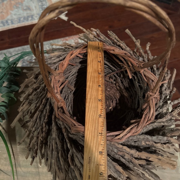 Vintage Handmade Rustic Bird's Nest Twig Decorative Basket - Picture 5 of 5